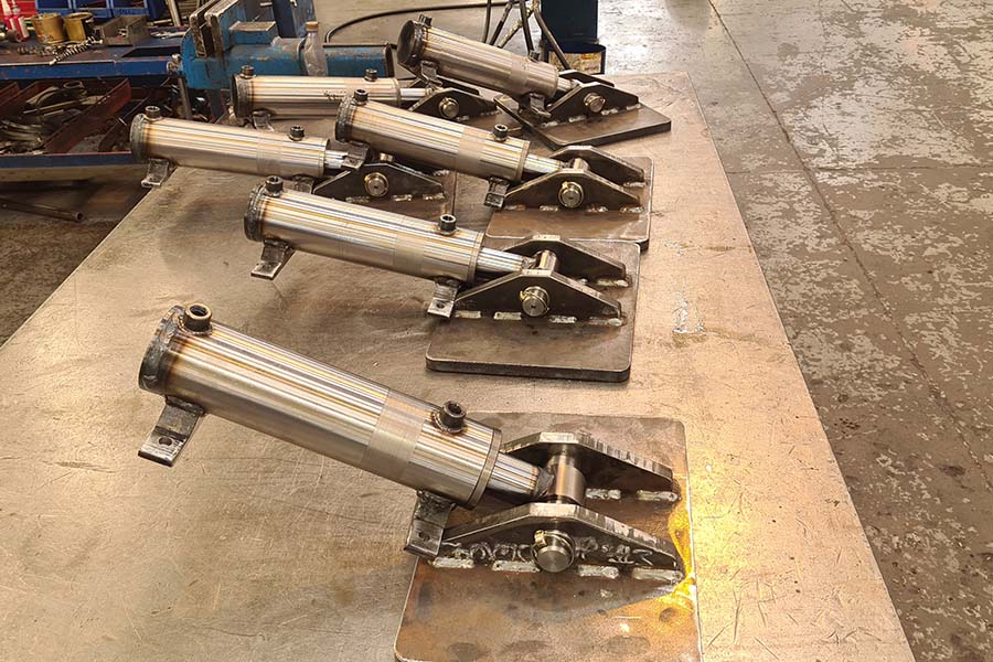- Full Blast Hydraulics -